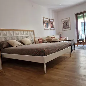 https://insula-fabia.top-hotels-tarragona.com